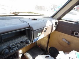 1983 TOYOTA PICK UP YELLOW 2.4 MT 4X4 Z20954